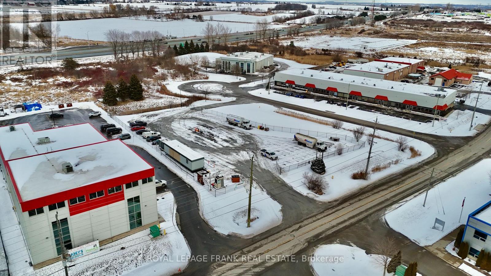 












350 LAKE ROAD

,
Clarington (Bowmanville),







Ontario
L1C4P8

