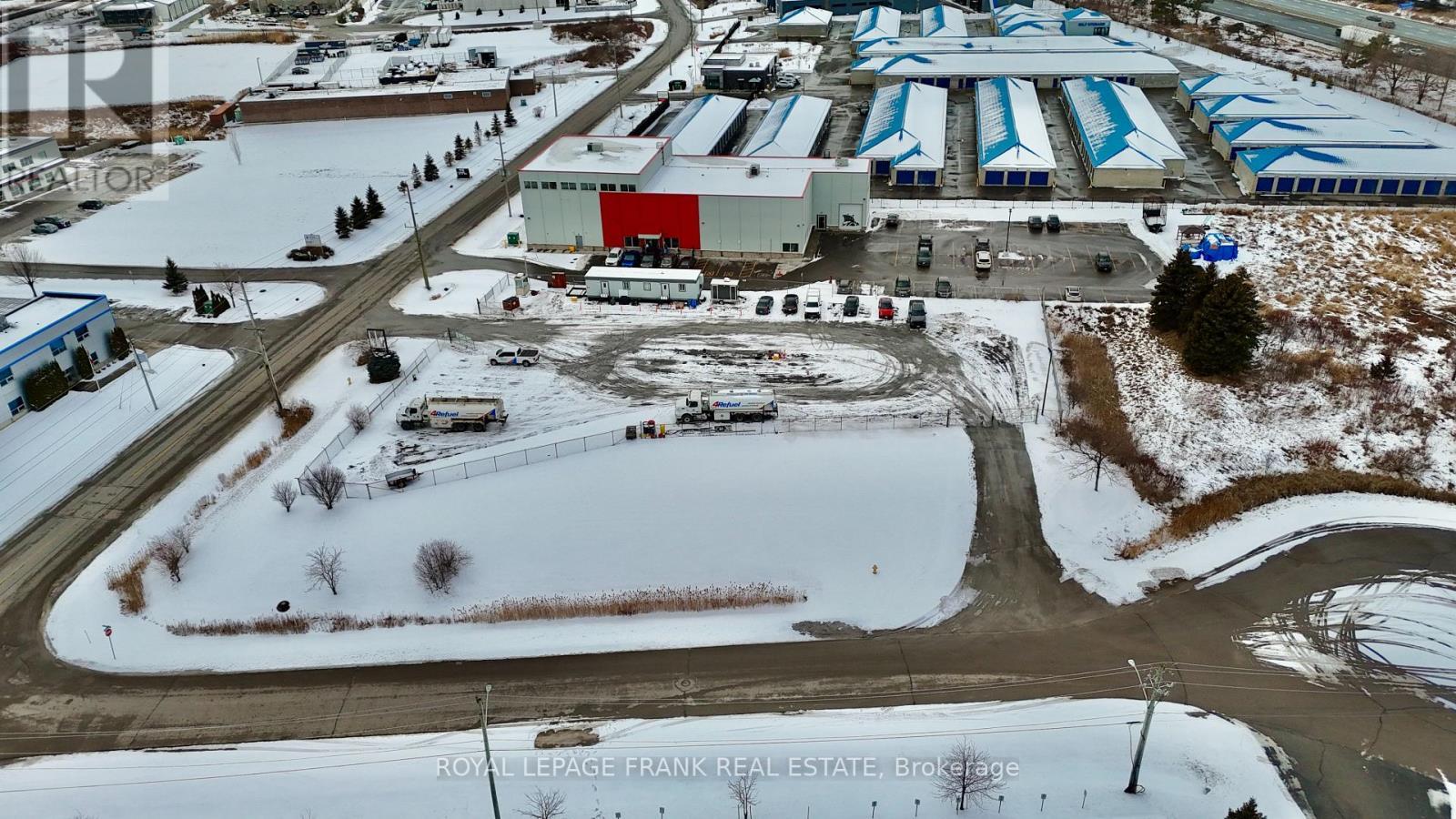 












350 LAKE ROAD

,
Clarington (Bowmanville),







Ontario
L1C4P8

