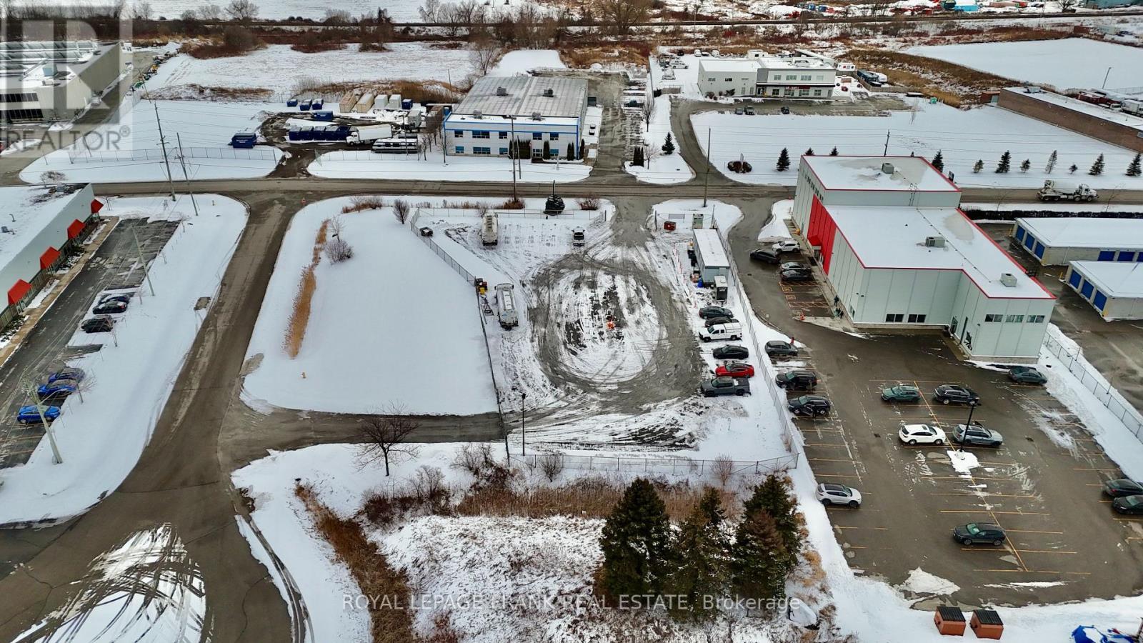 












350 LAKE ROAD

,
Clarington (Bowmanville),







Ontario
L1C4P8

