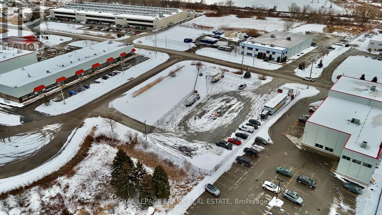 












350 LAKE ROAD

,
Clarington (Bowmanville),







Ontario
L1C4P8


