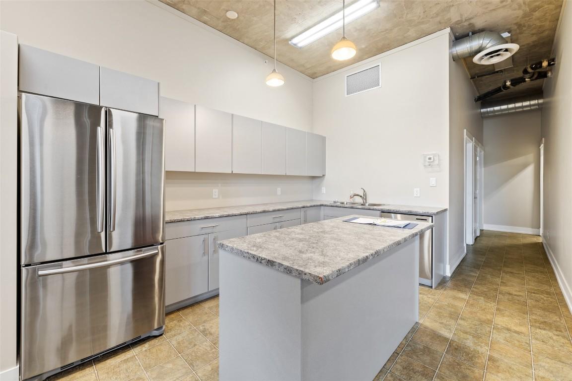 









1329


Ellis

Street, 202,
Kelowna,




BC
V1Y 9X5

