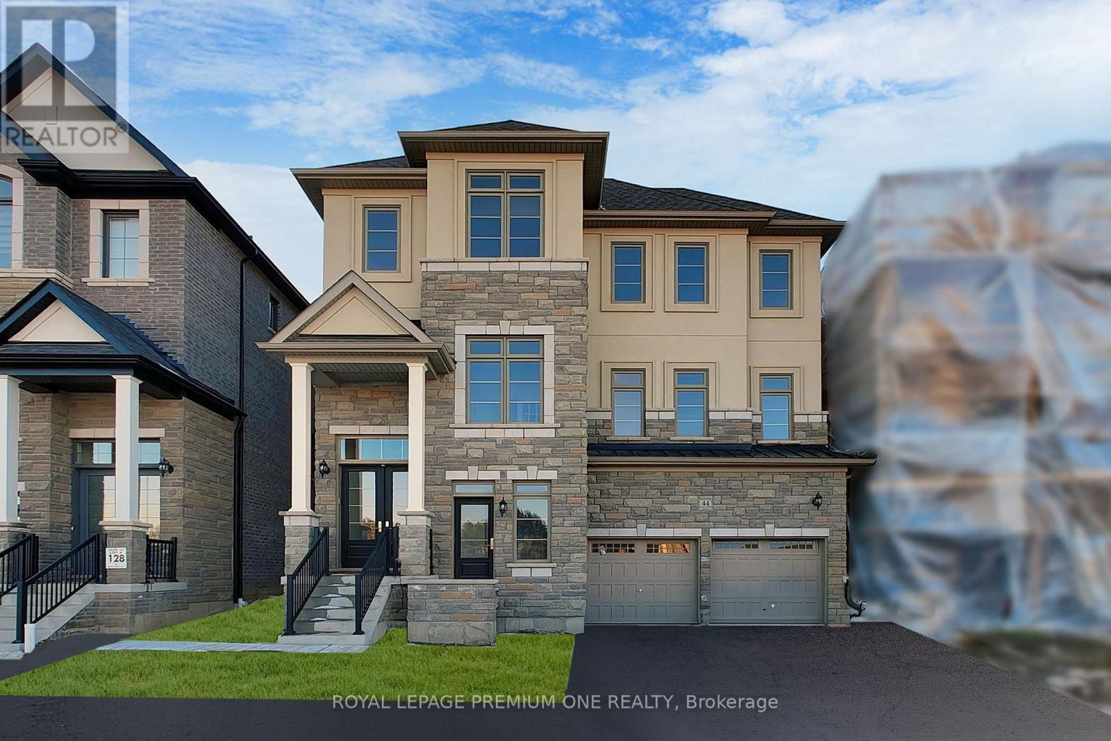












44 JAMES WALKER AVENUE

,
Caledon,




Ontario
L7C1R5

