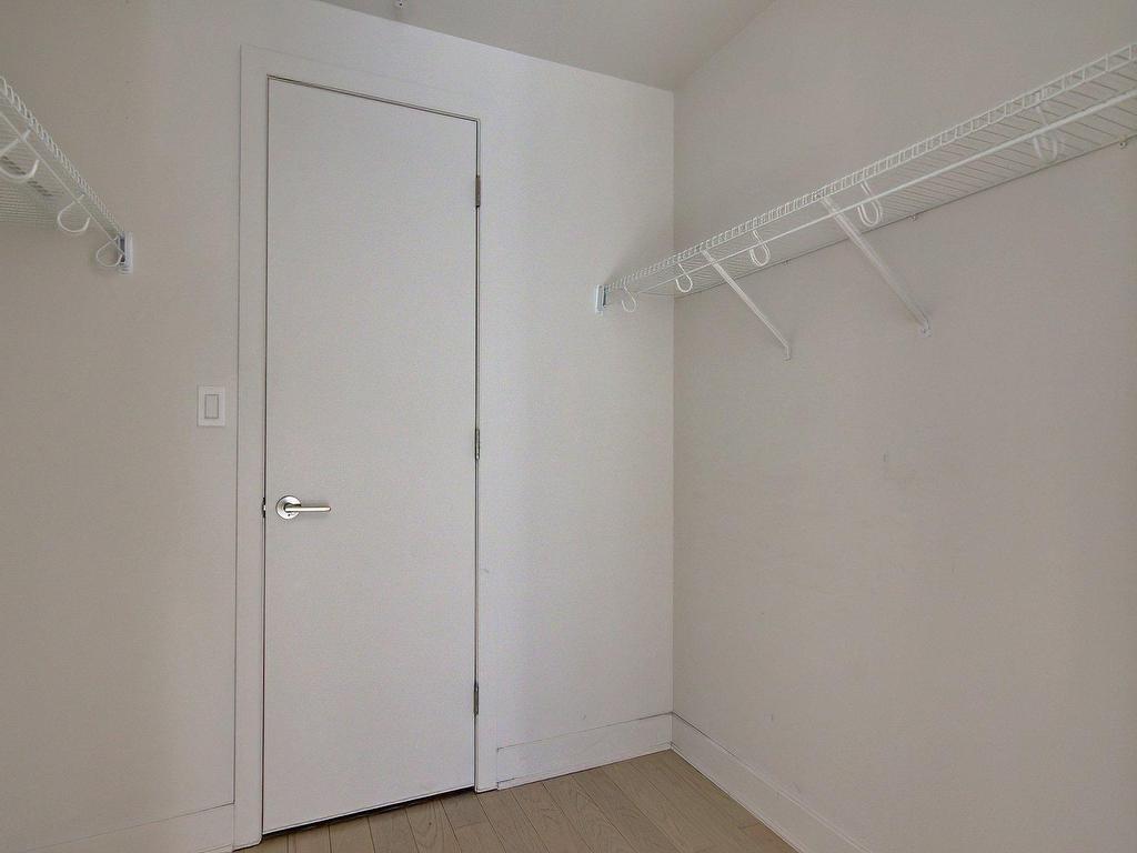 









605


Rue de l'Escale

, 406,
Brossard,




QC
J4Z0T2

