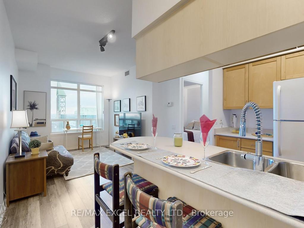 









8


Hillcrest

Avenue, 3103,
Toronto,




ON
M2N 6Y6


