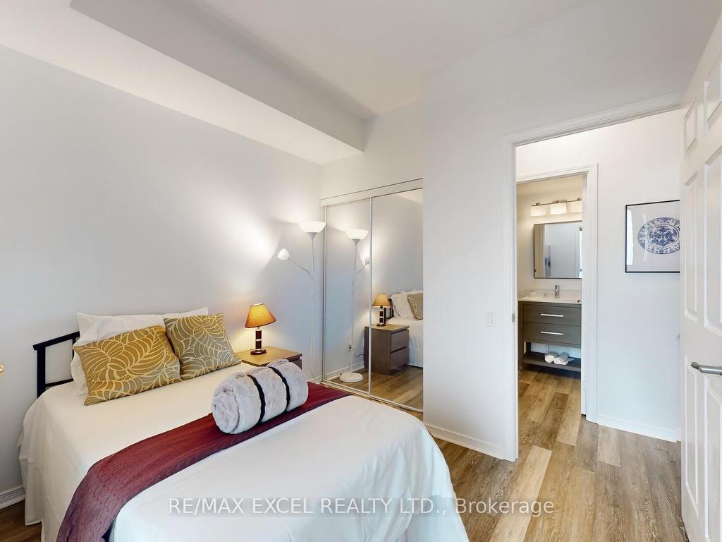









8


Hillcrest

Avenue, 3103,
Toronto,




ON
M2N 6Y6

