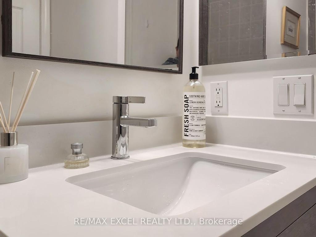 









8


Hillcrest

Avenue, 3103,
Toronto,




ON
M2N 6Y6

