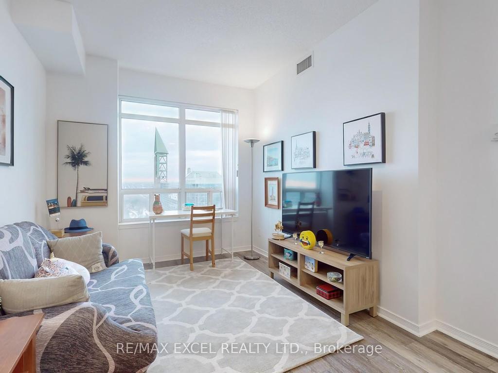 









8


Hillcrest

Avenue, 3103,
Toronto,




ON
M2N 6Y6

