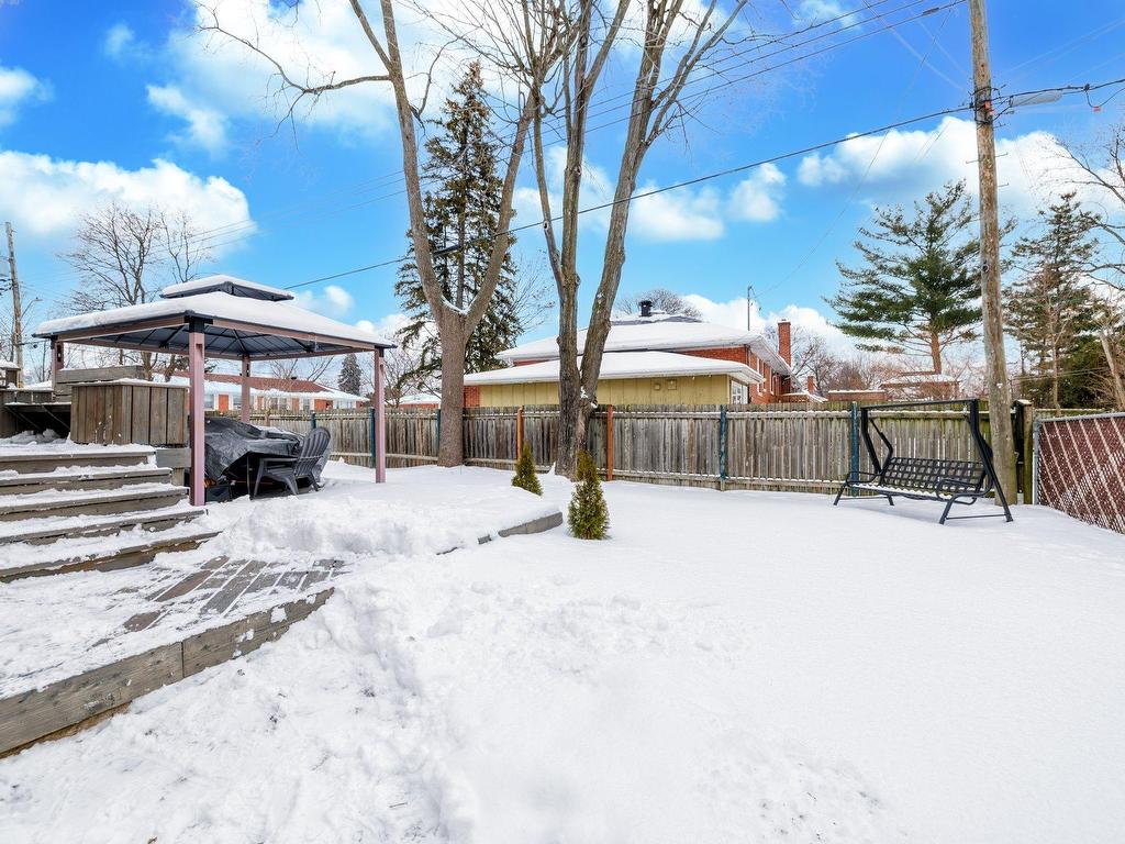 









43


Av. Charles

,
Pointe-Claire,




QC
H9R4K6

