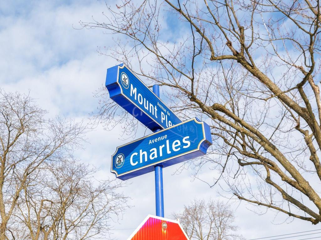 









43


Av. Charles

,
Pointe-Claire,




QC
H9R4K6

