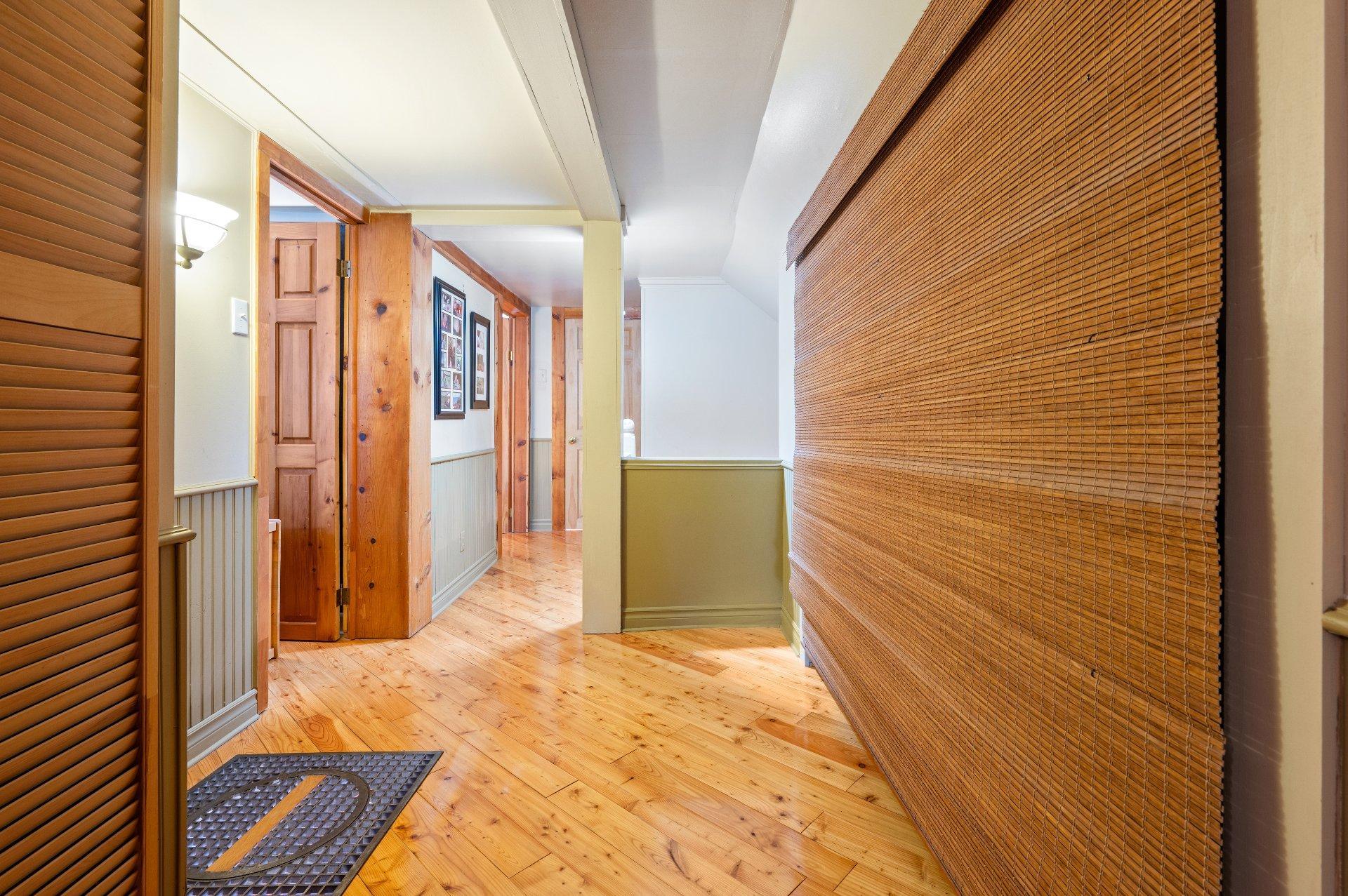 









5150


Rg de la Rivière S.

,
Saint-Jean-Baptiste,







QC
J0L2B0

