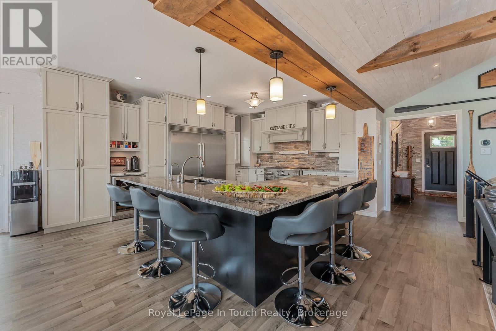 












199 HASKETT'S DRIVE

,
Georgian Bay (Baxter),




Ontario
L0K1S0

