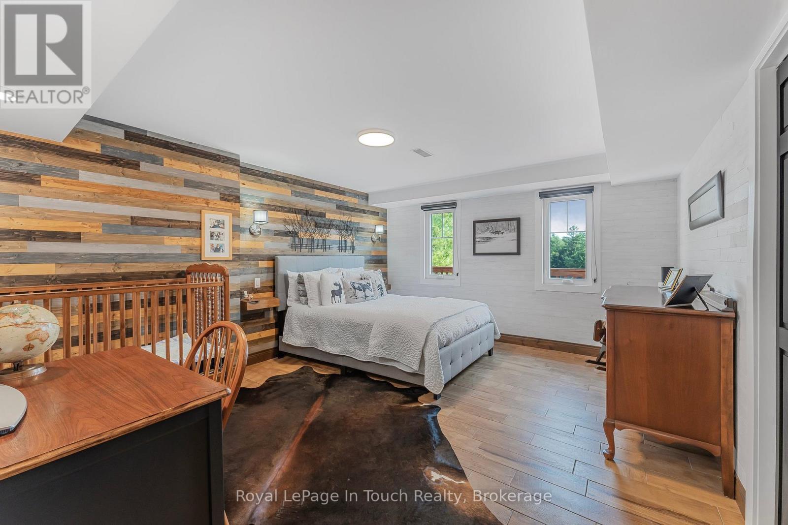 












199 HASKETT'S DRIVE

,
Georgian Bay (Baxter),




Ontario
L0K1S0

