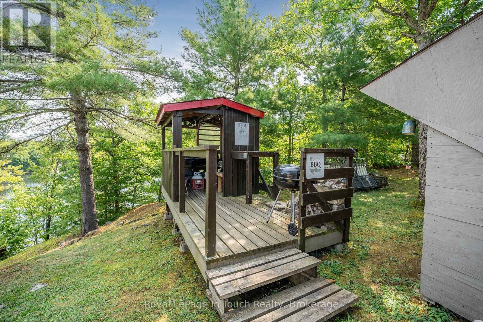 












199 HASKETT'S DRIVE

,
Georgian Bay (Baxter),




Ontario
L0K1S0

