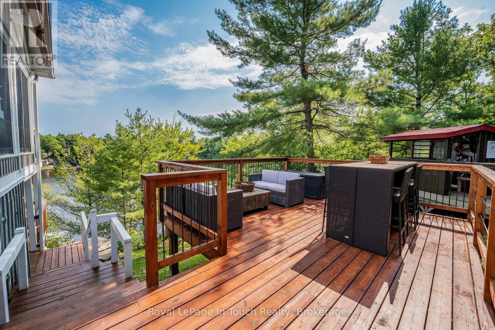 












199 HASKETT'S DRIVE

,
Georgian Bay (Baxter),




Ontario
L0K1S0

