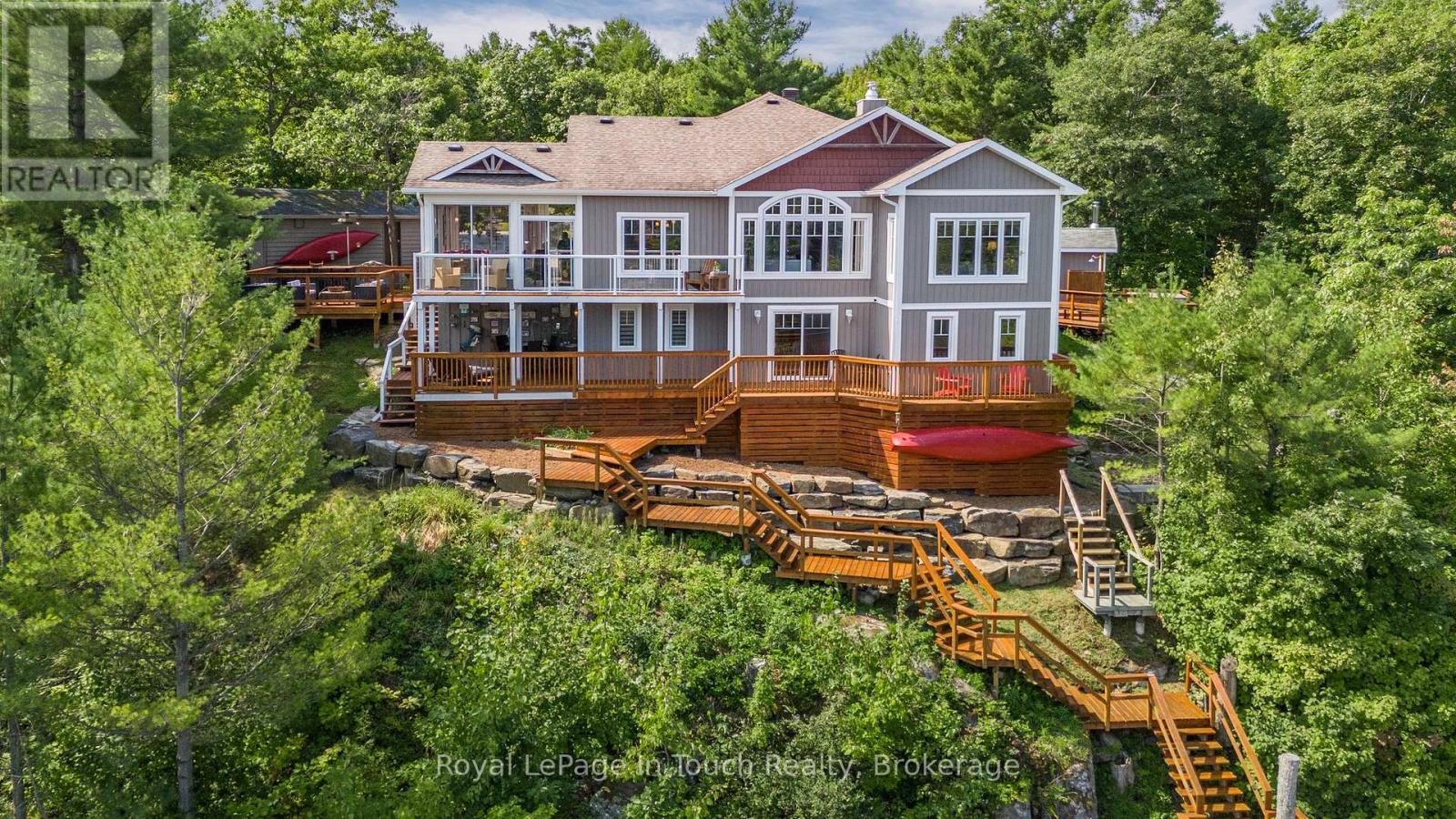 












199 HASKETT'S DRIVE

,
Georgian Bay (Baxter),




Ontario
L0K1S0

