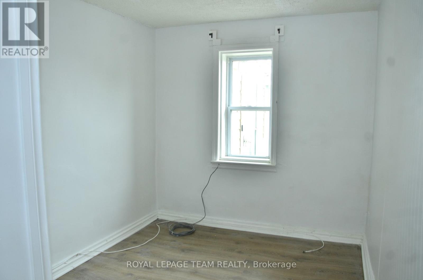 












191 SHANLY ROAD

,
Edwardsburgh/Cardinal,




Ontario
K0E1E0

