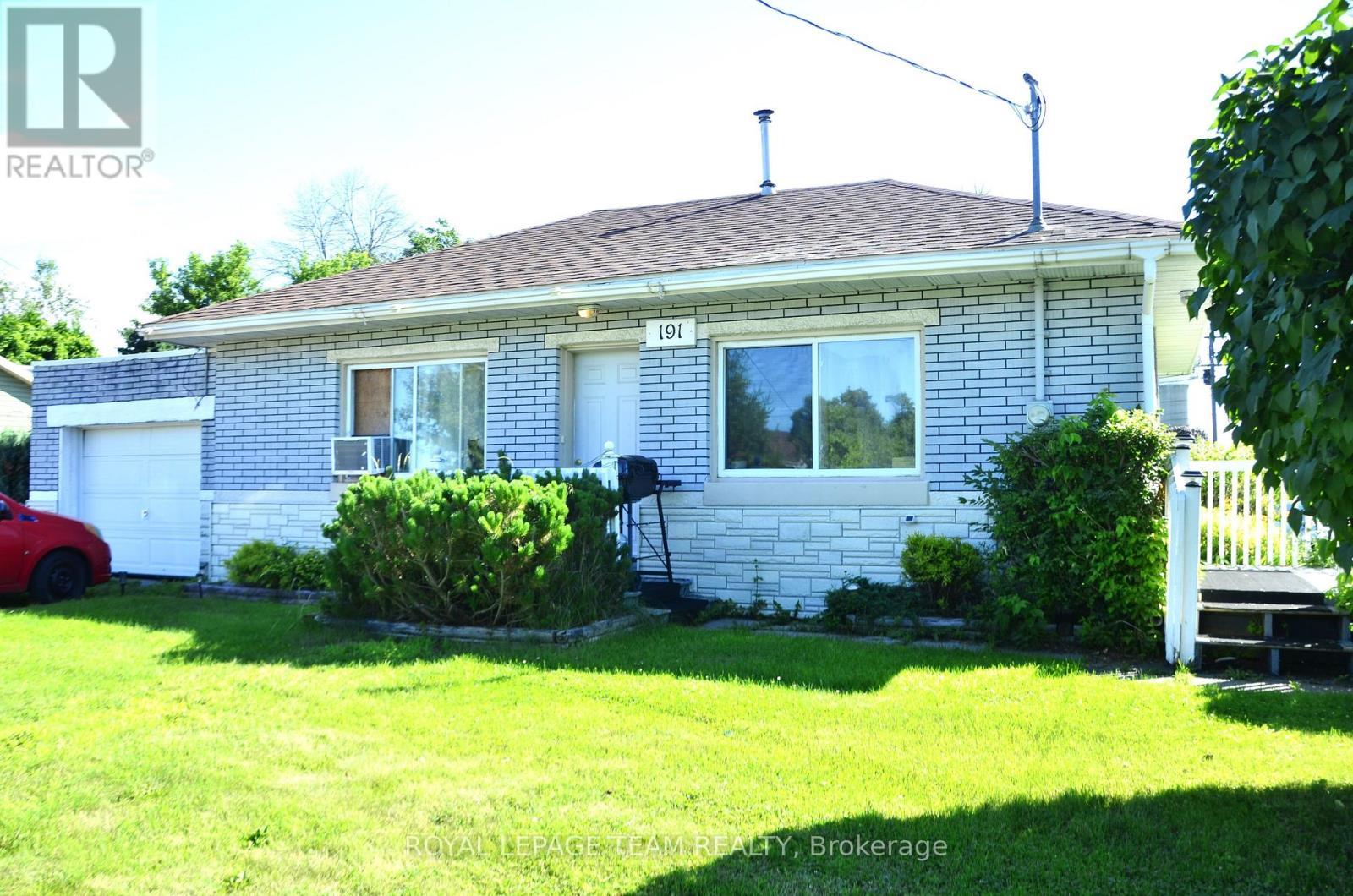 












191 SHANLY ROAD

,
Edwardsburgh/Cardinal,




Ontario
K0E1E0

