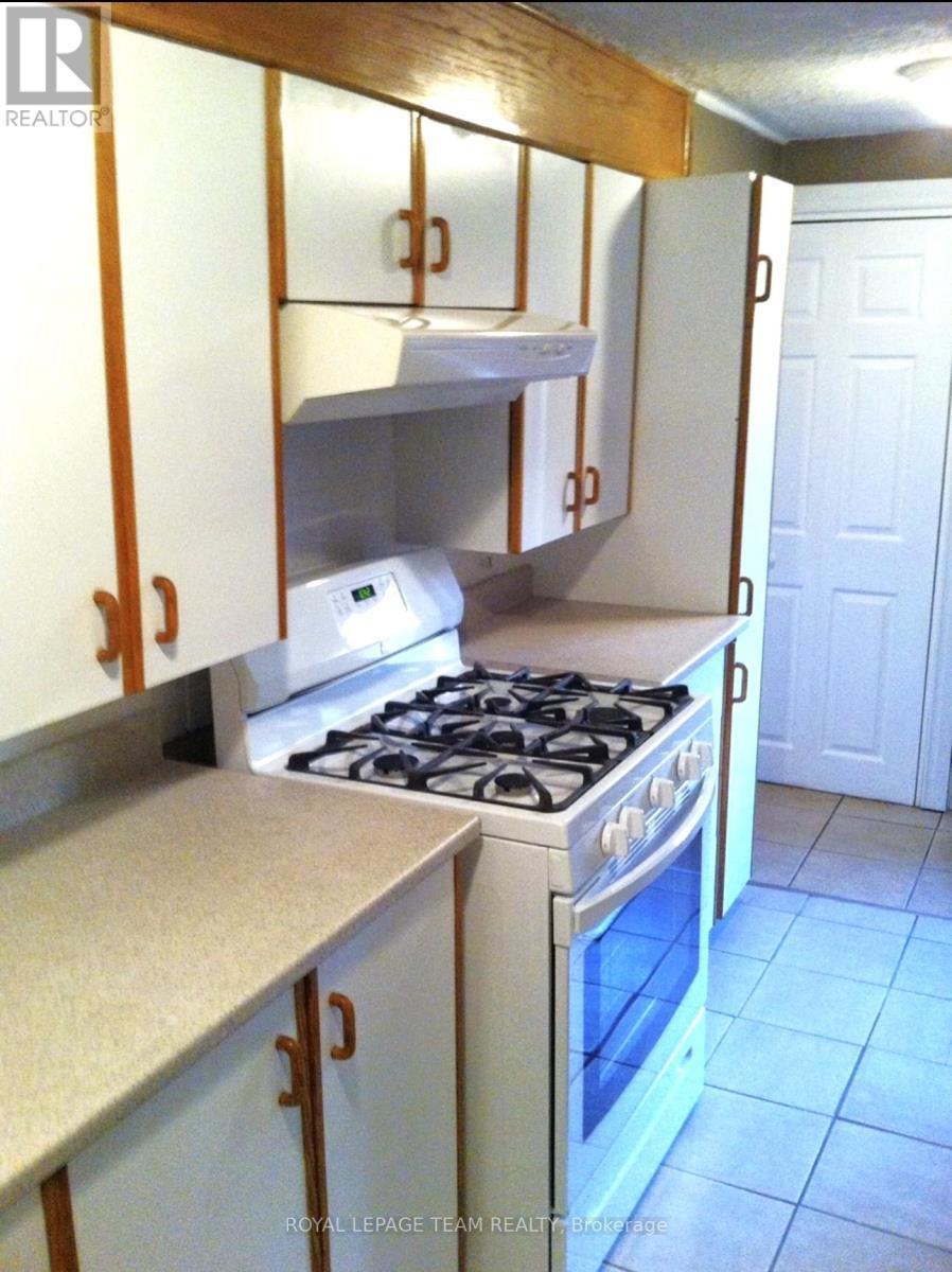 












191 SHANLY ROAD

,
Edwardsburgh/Cardinal,




Ontario
K0E1E0

