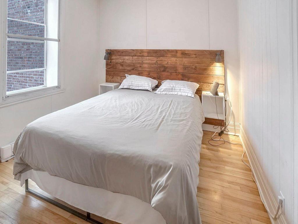 









5509


3e Avenue

,
Montréal (Rosemont/La Petite-Patrie),




QC
H1Y2W7

