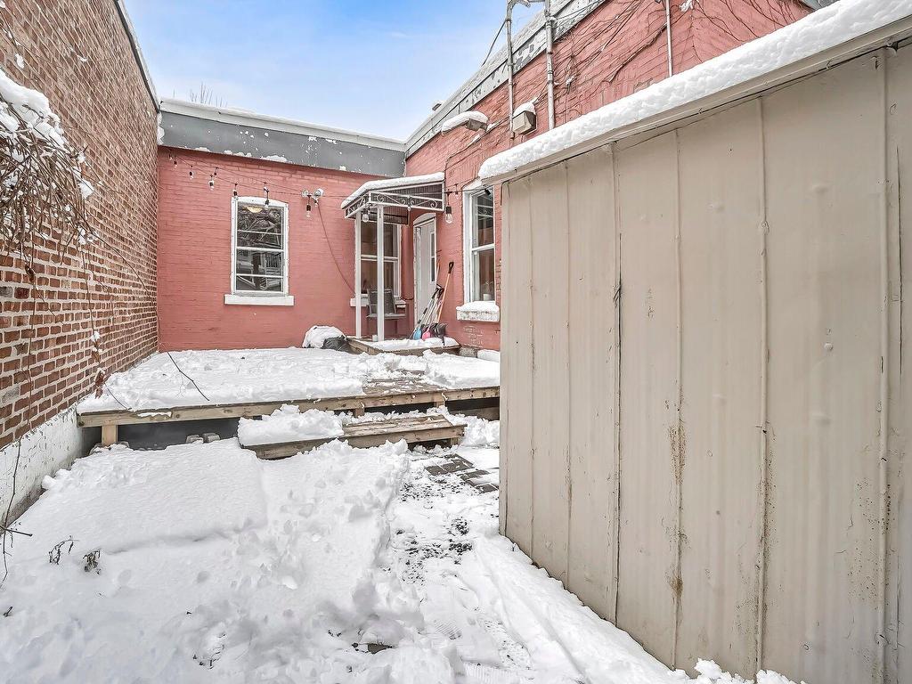 









5509


3e Avenue

,
Montréal (Rosemont/La Petite-Patrie),




QC
H1Y2W7

