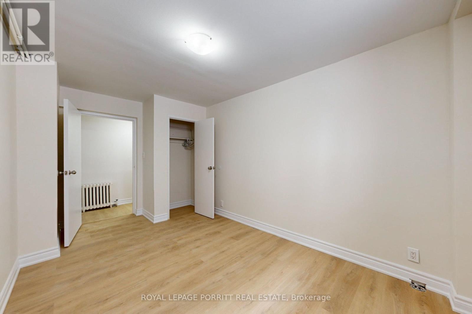 












LOWER - 6 THIRTY THIRD STREET

,
Toronto,




Ontario
M8W3G8

