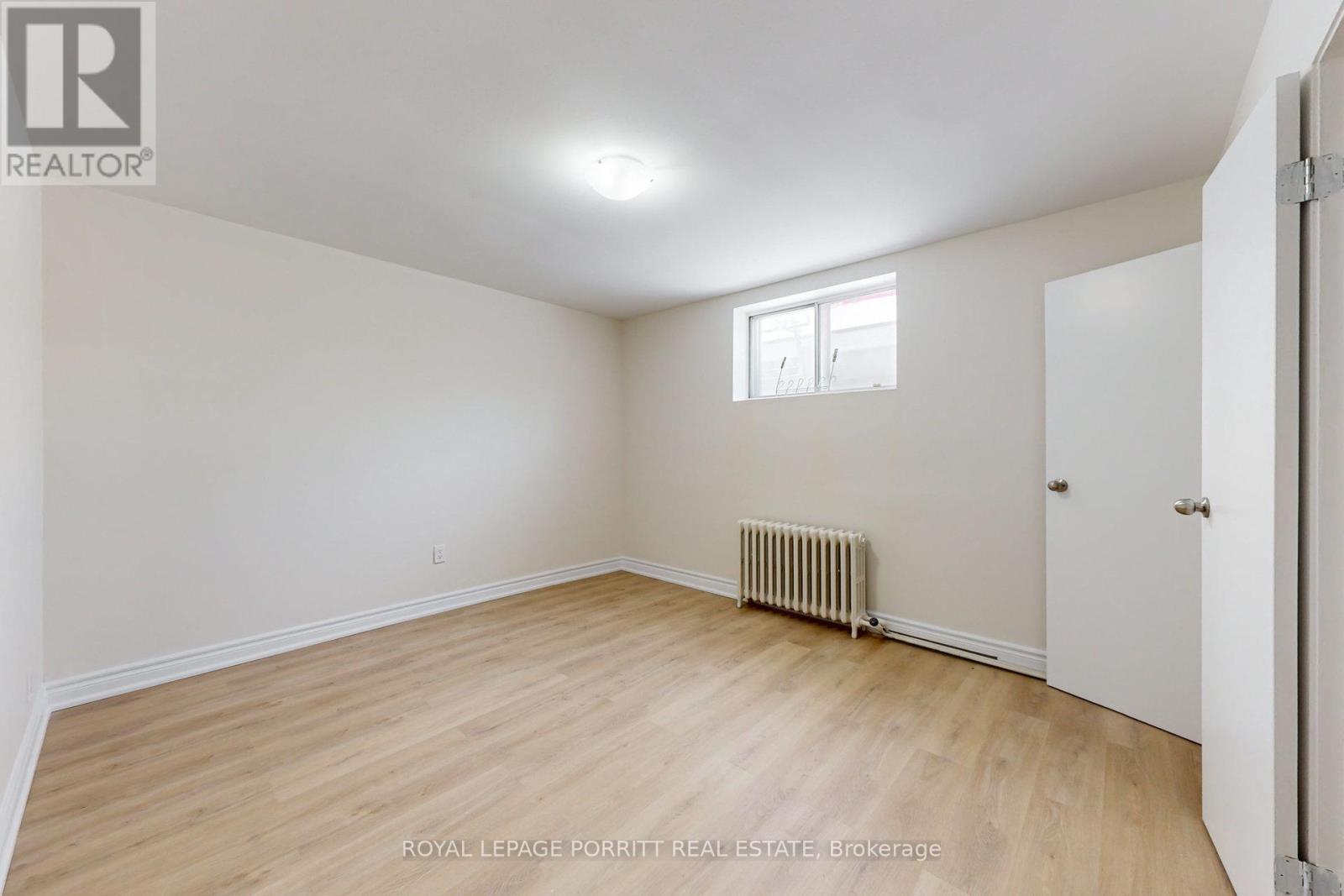 












LOWER - 6 THIRTY THIRD STREET

,
Toronto,




Ontario
M8W3G8

