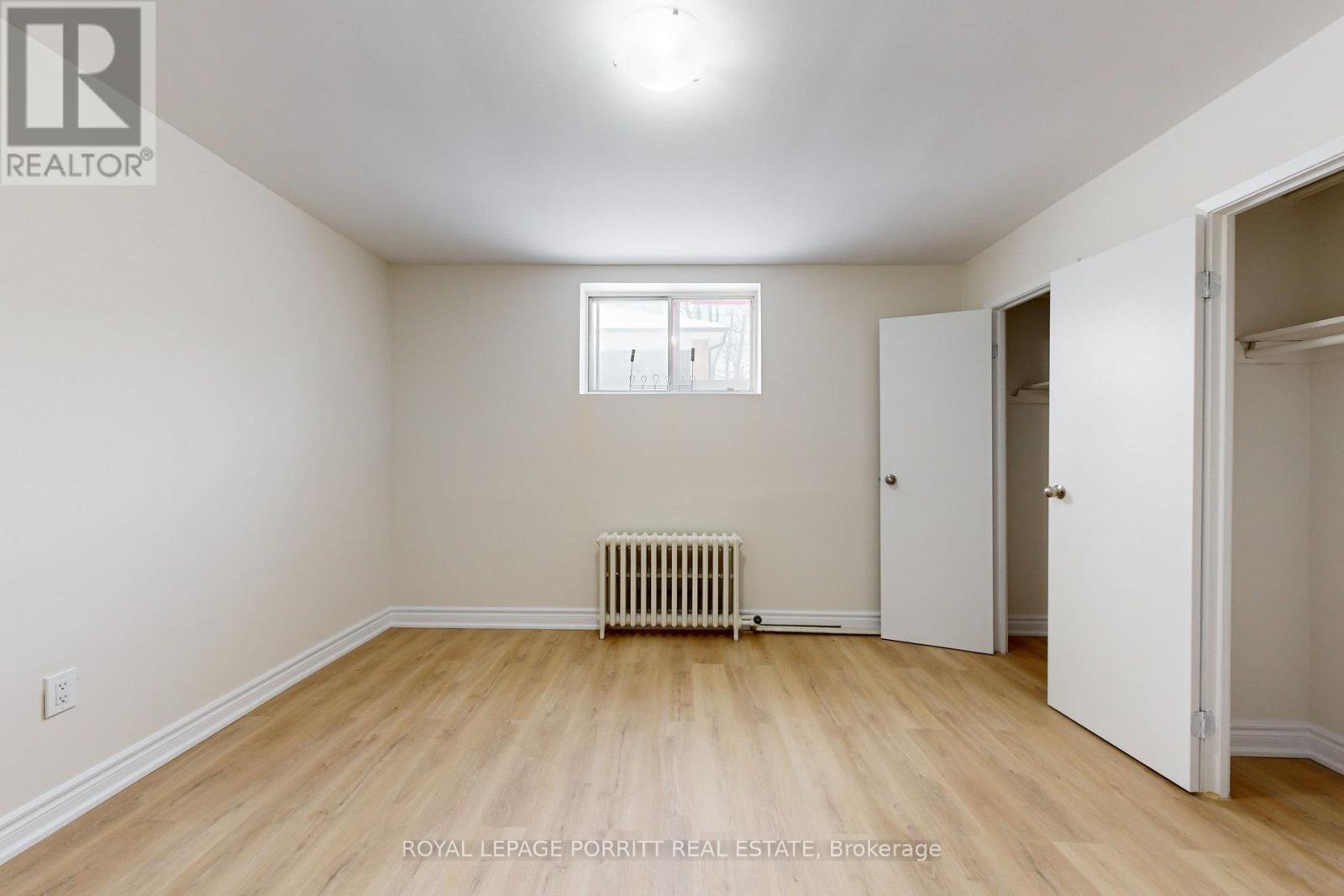 












LOWER - 6 THIRTY THIRD STREET

,
Toronto,




Ontario
M8W3G8

