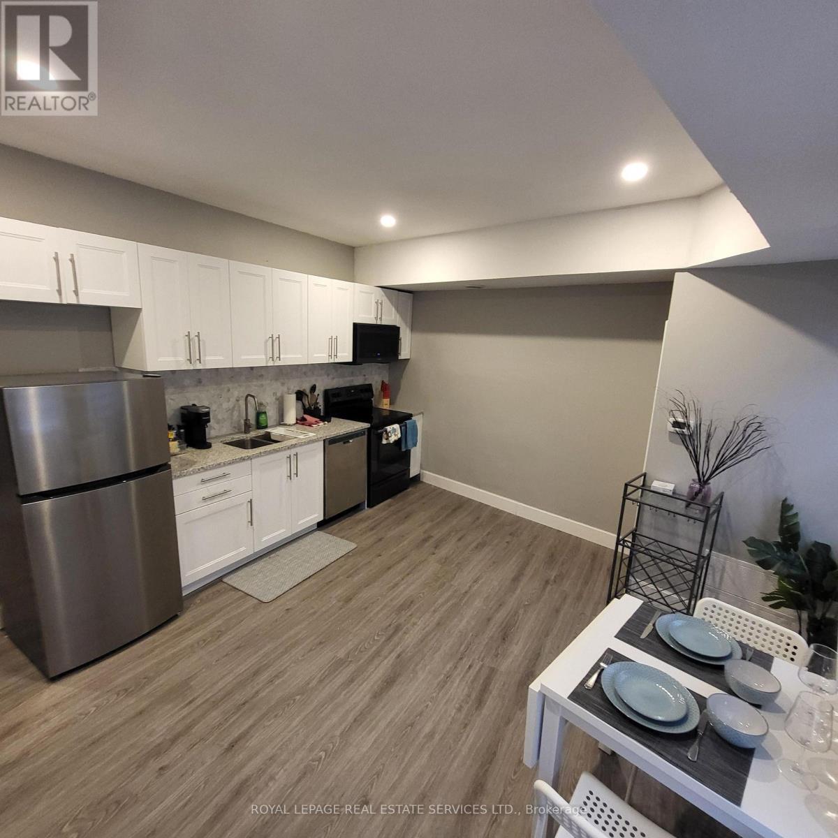 












3 - 169 EAST MAIN STREET

,
Welland,




Ontario
L3B3W7

