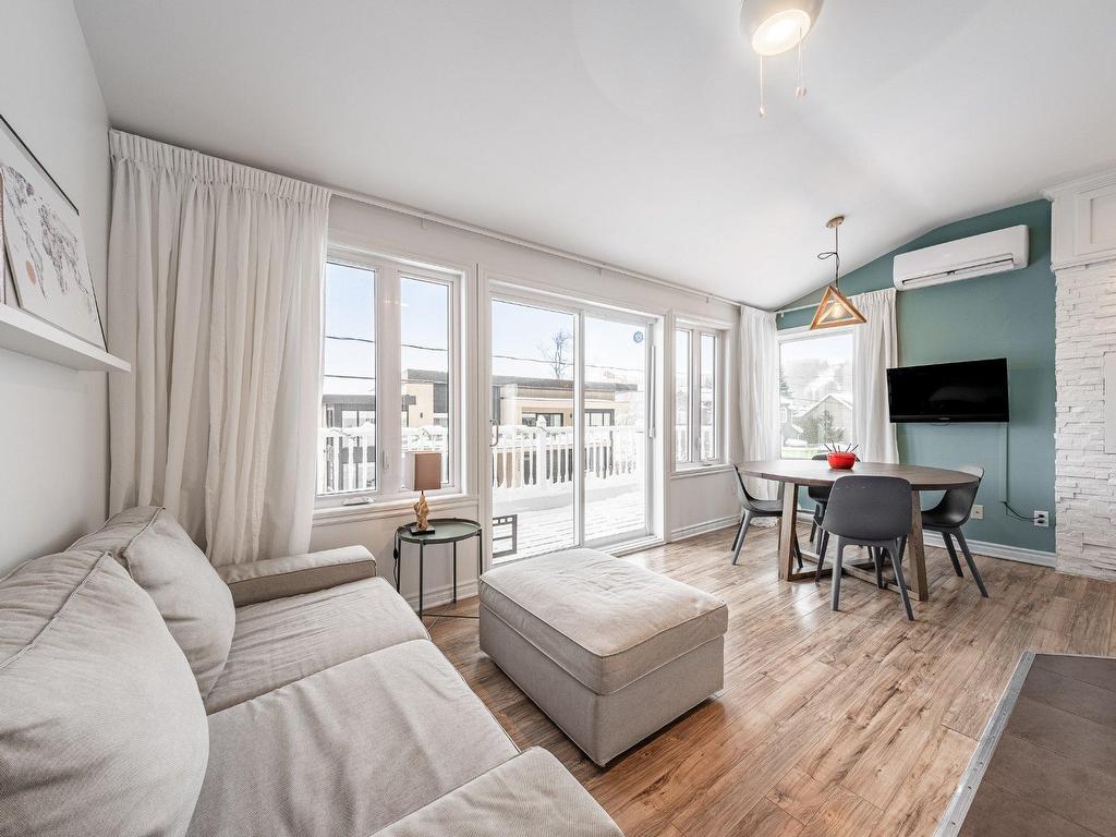









131


Rue de Lévis

,
Bromont,




QC
J2L1R5

