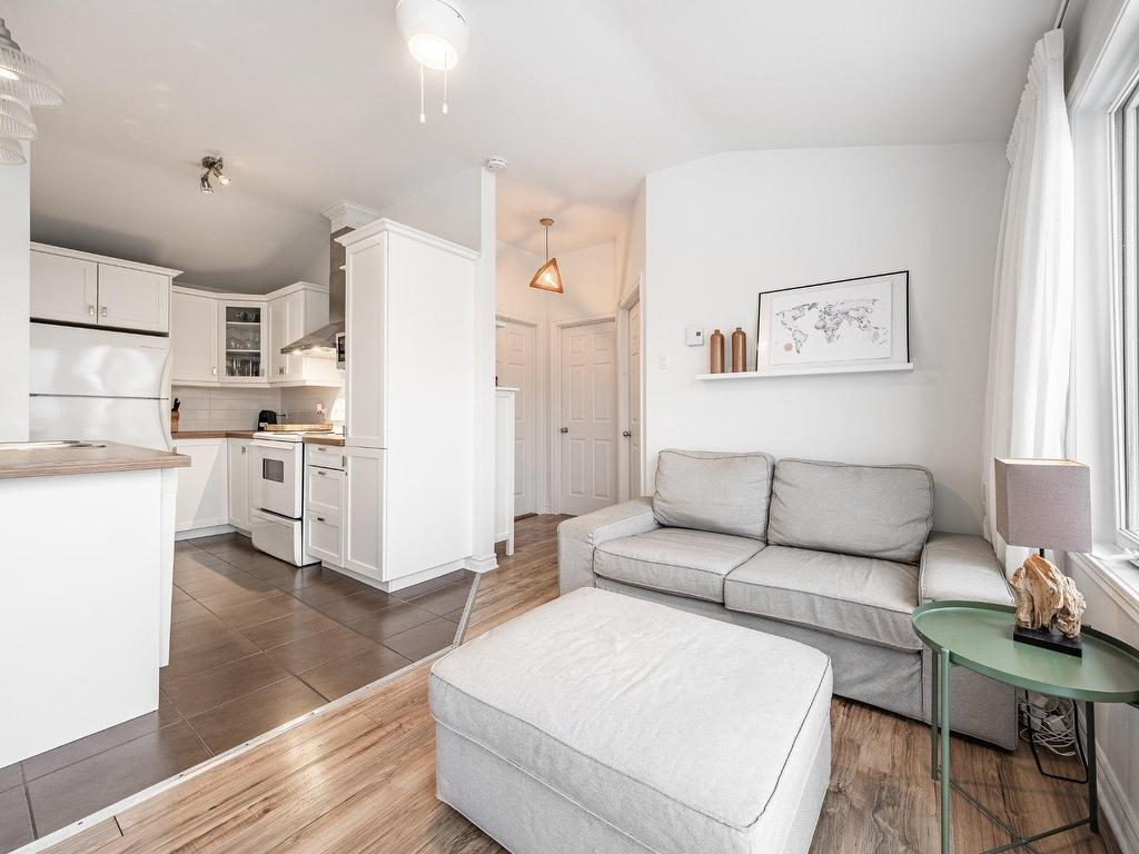 









131


Rue de Lévis

,
Bromont,




QC
J2L1R5

