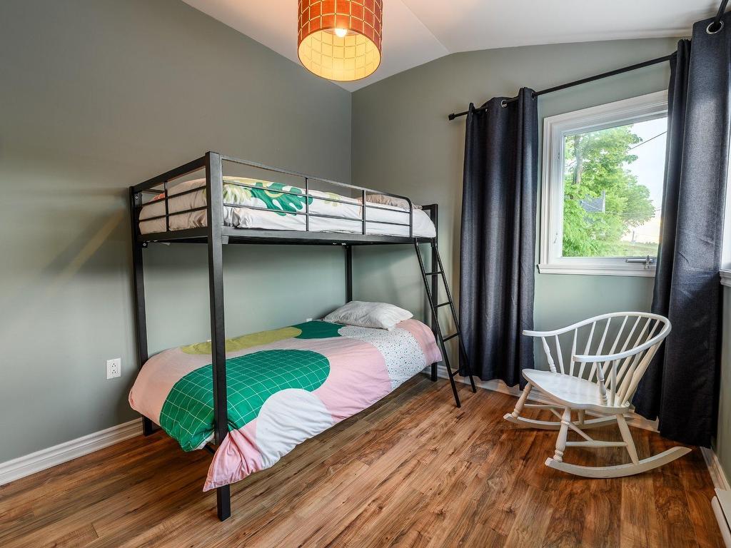 









131


Rue de Lévis

,
Bromont,




QC
J2L1R5


