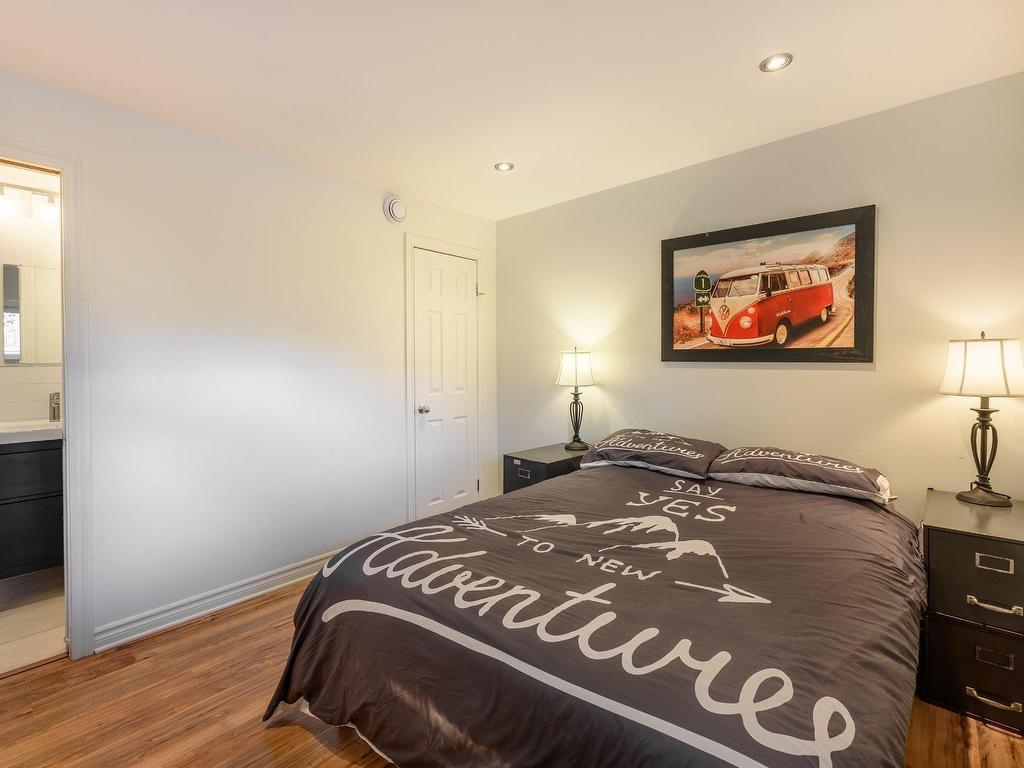 









131


Rue de Lévis

,
Bromont,




QC
J2L1R5

