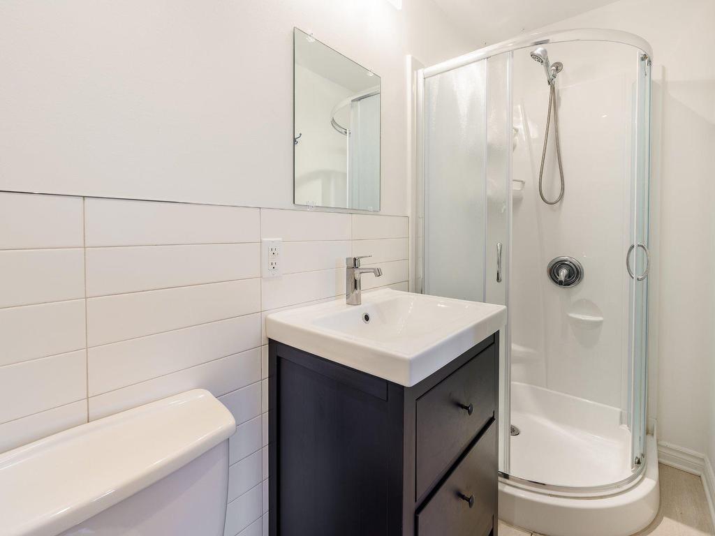









131


Rue de Lévis

,
Bromont,




QC
J2L1R5

