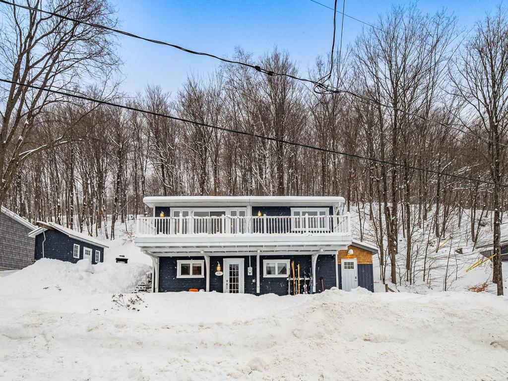 









131


Rue de Lévis

,
Bromont,




QC
J2L1R5

