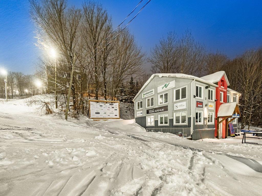 









131


Rue de Lévis

,
Bromont,




QC
J2L1R5

