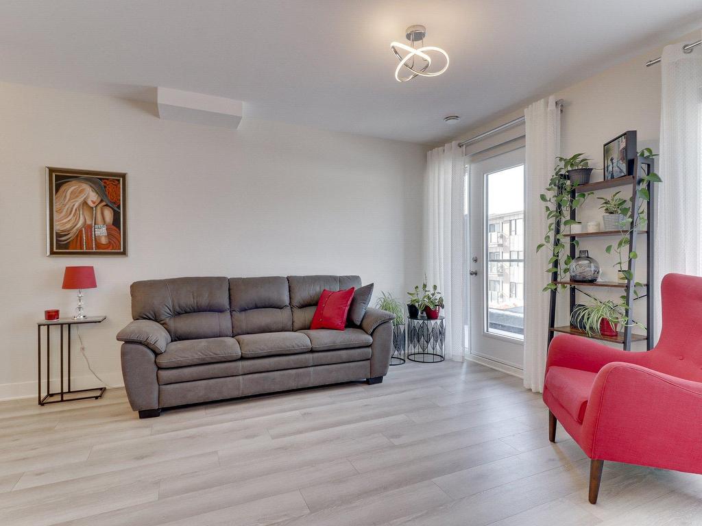 









14620


Rue Bernard-Geoffrion

, C200,
Montréal (Rivière-des-Prairies/Pointe-aux-Trembles),




QC
H1A0B6

