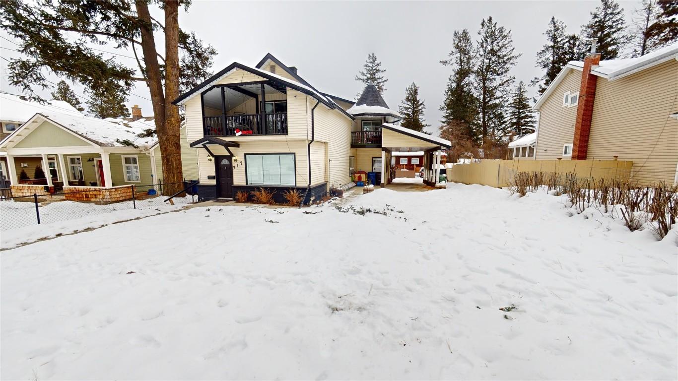









212


12th

Avenue,
Cranbrook,




BC
V1C 2S2

