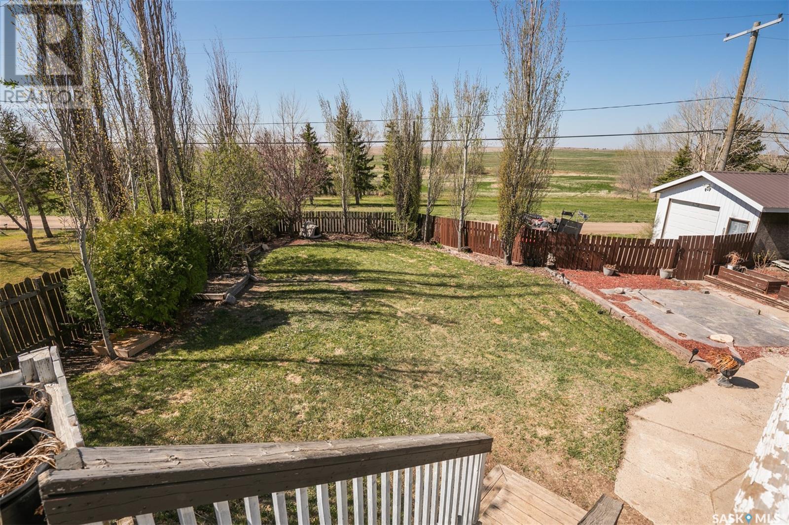 












335 Yukon AVENUE

,
Kerrobert,




Saskatchewan
S0L1R0

