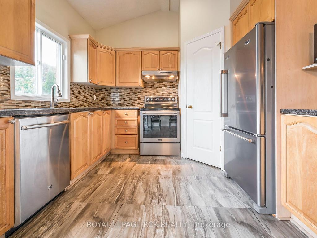 









71


Hunter

Road,
Orangeville,




ON
L9W 5C5

