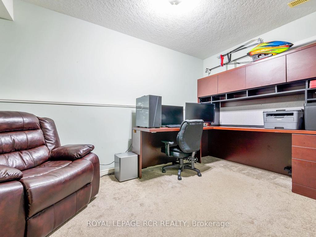 









71


Hunter

Road,
Orangeville,




ON
L9W 5C5


