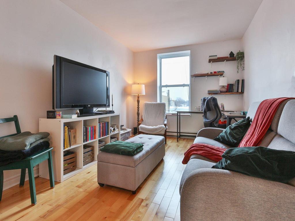 









136

 - 138


Rue Richelieu

,
Saint-Jean-sur-Richelieu,




QC
J3B6X4

