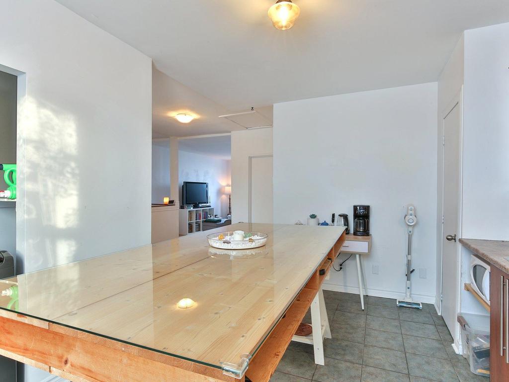 









136

 - 138


Rue Richelieu

,
Saint-Jean-sur-Richelieu,




QC
J3B6X4

