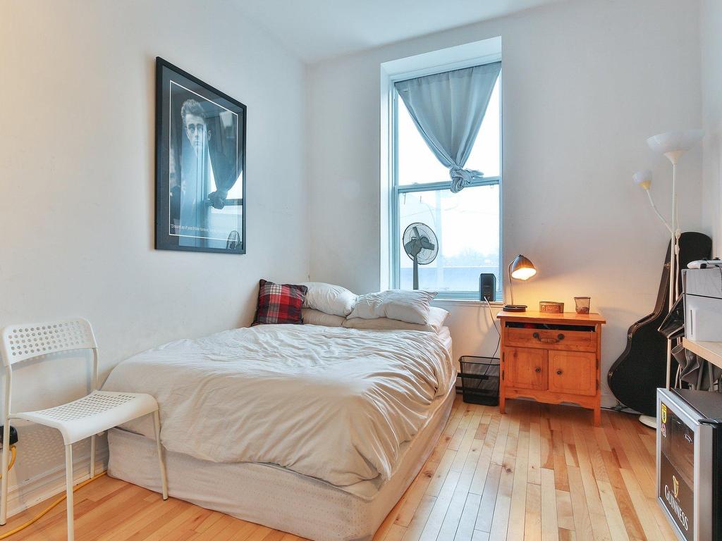 









136

 - 138


Rue Richelieu

,
Saint-Jean-sur-Richelieu,




QC
J3B6X4

