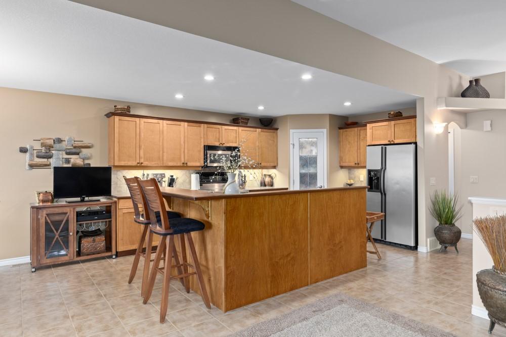 









3512


Ridge

Boulevard, 21,
West Kelowna,




BC
V4T 2X5

