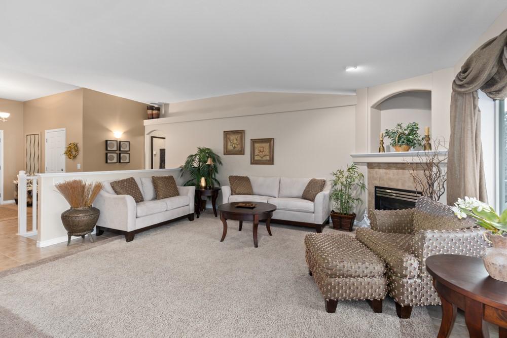 









3512


Ridge

Boulevard, 21,
West Kelowna,




BC
V4T 2X5

