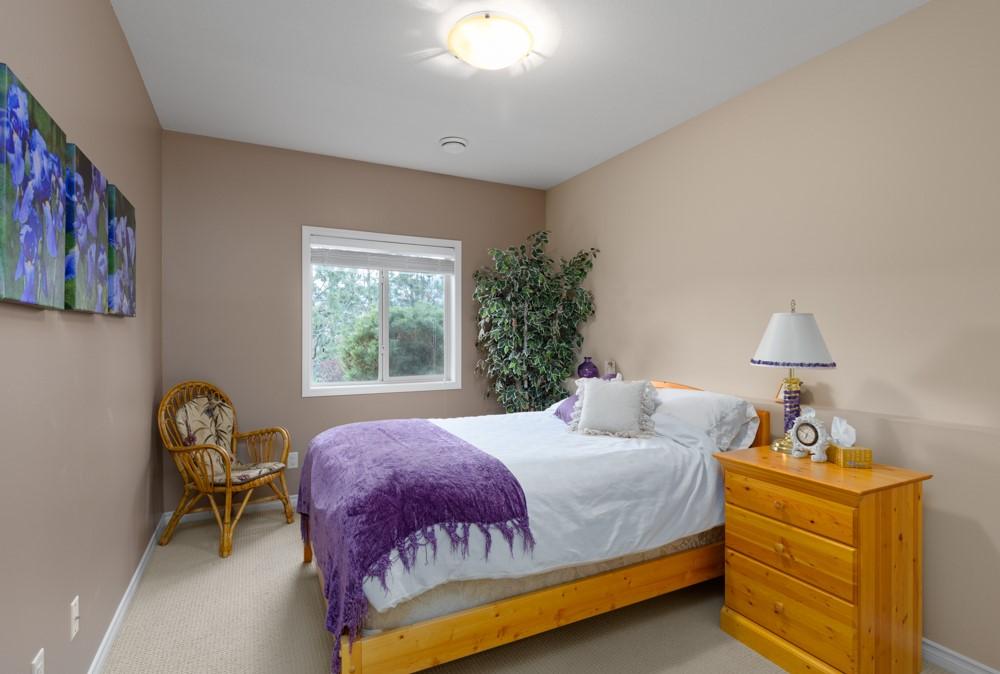 









3512


Ridge

Boulevard, 21,
West Kelowna,




BC
V4T 2X5

