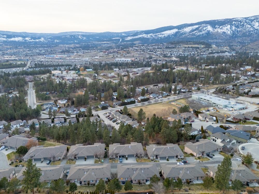 









3512


Ridge

Boulevard, 21,
West Kelowna,




BC
V4T 2X5

