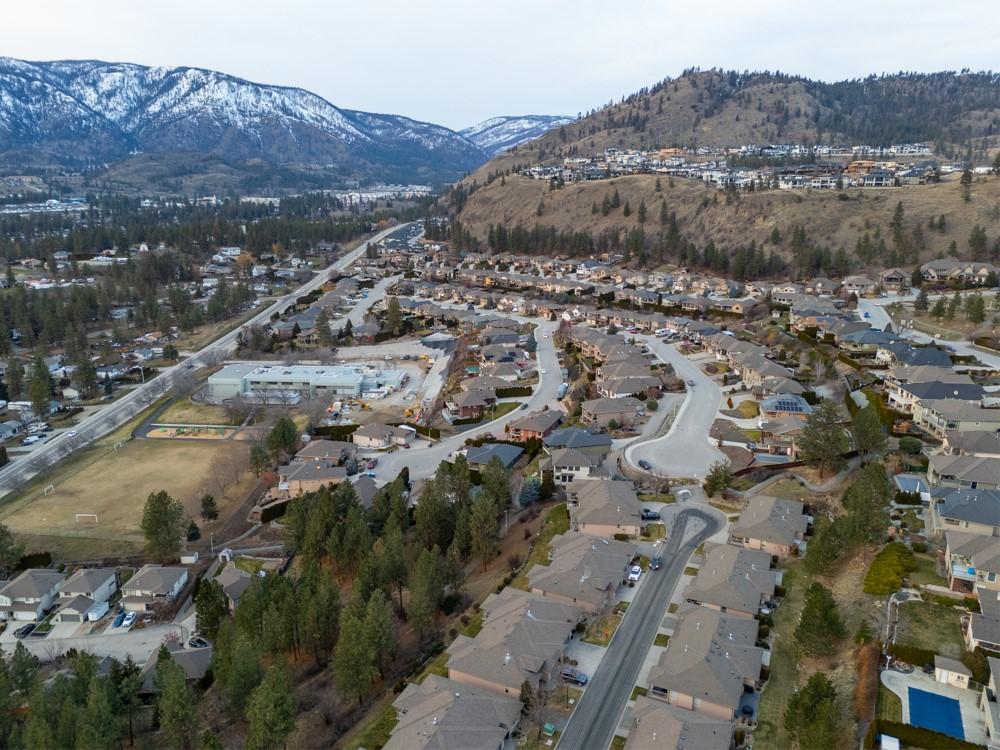 









3512


Ridge

Boulevard, 21,
West Kelowna,




BC
V4T 2X5

