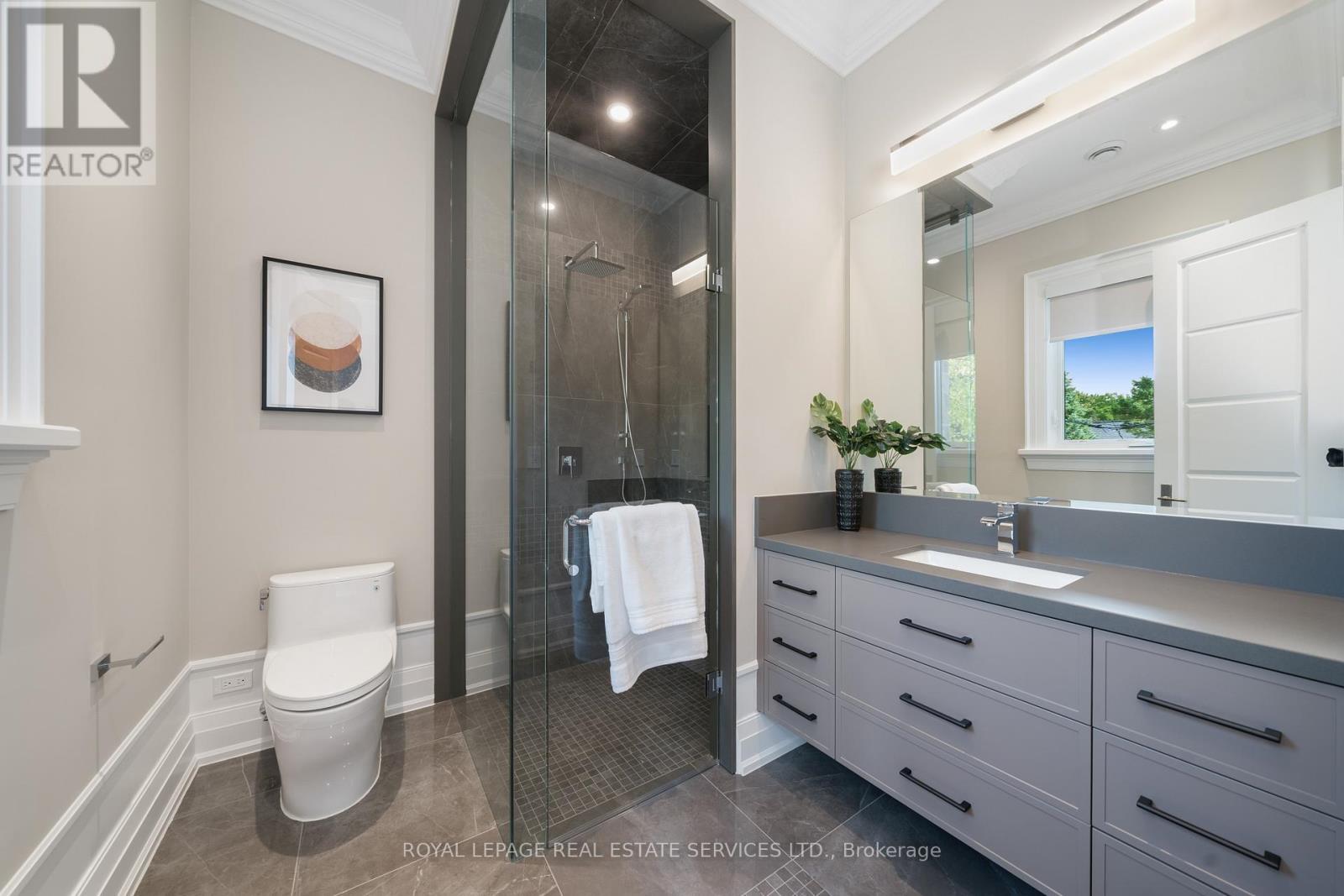 












83 KIMBARK BOULEVARD

,
Toronto,




Ontario
M5N2X9

