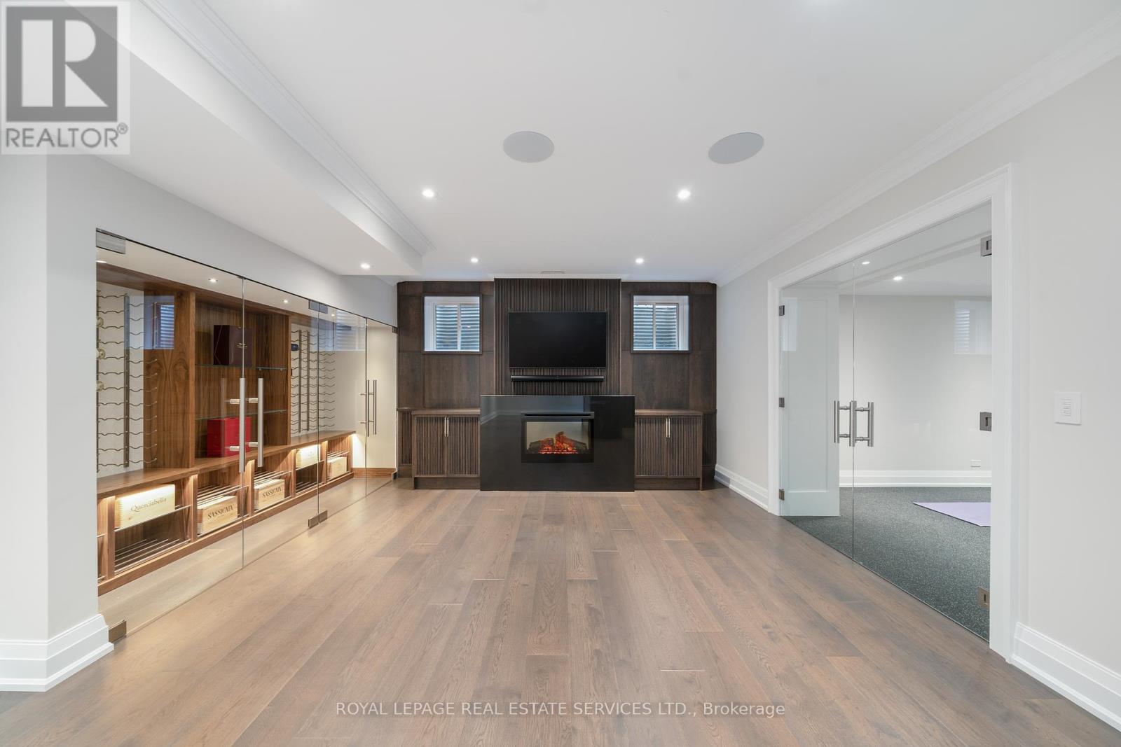 












83 KIMBARK BOULEVARD

,
Toronto,




Ontario
M5N2X9

